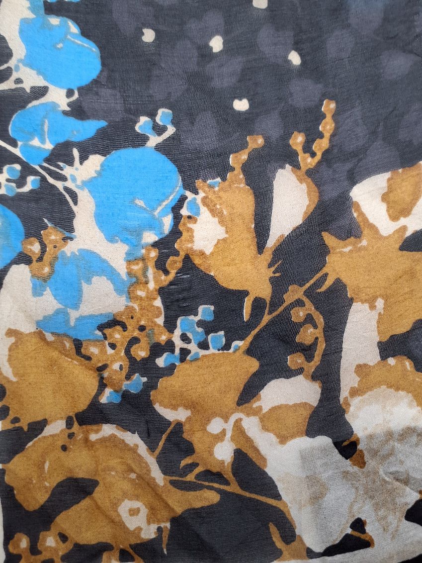 Silketørklæde mrk Unmade